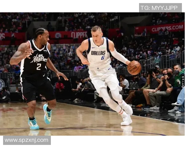 BLG中路表现解析突破与失误的深度剖析与反思